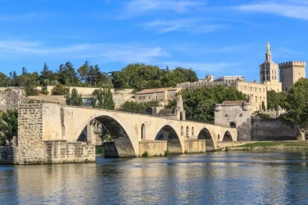 La Cigale - Vieux Village - Charmante Maisonnette Climatisee Avec Jardin Villeneuve-les-Avignon