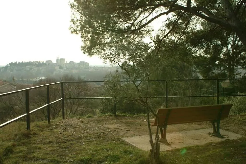 La Cigale - Vieux Village - Charmante Maisonnette Climatisee Avec Jardin Villeneuve-les-Avignon France