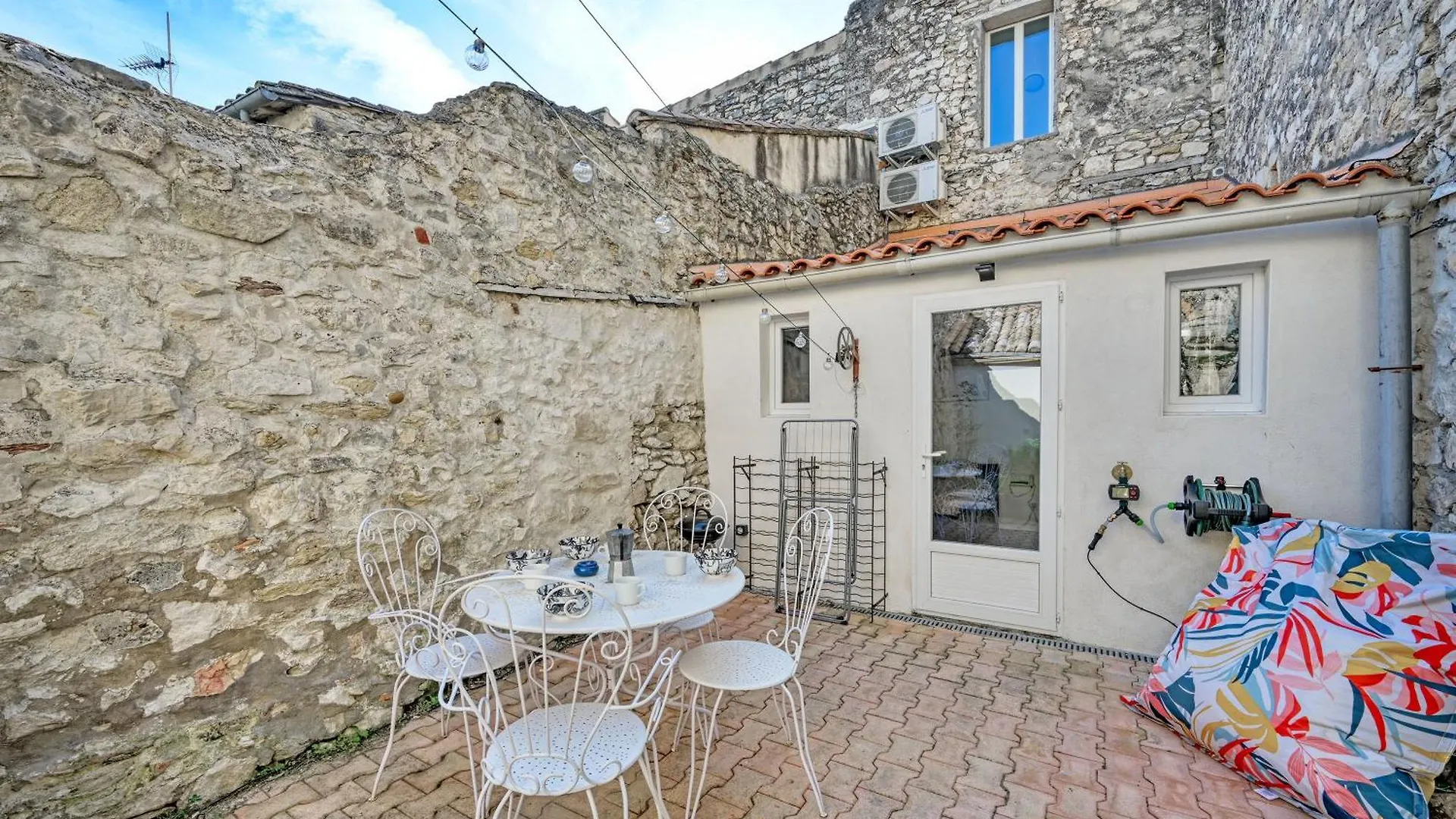 La Cigale - Vieux Village - Charmante Maisonnette Climatisee Avec Jardin Villeneuve-les-Avignon Holiday home